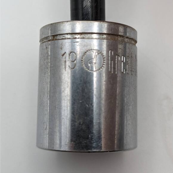 Great Neck Standard Shallow Socket 19mm 3/8" Drive 6 Point SK19M - Picture 2 of 5